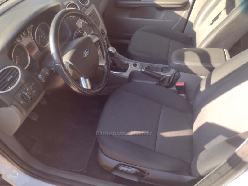 FOCUS 1.6 GL 16V FLEX 4P MANUAL - 2012 - CAXIAS DO SUL