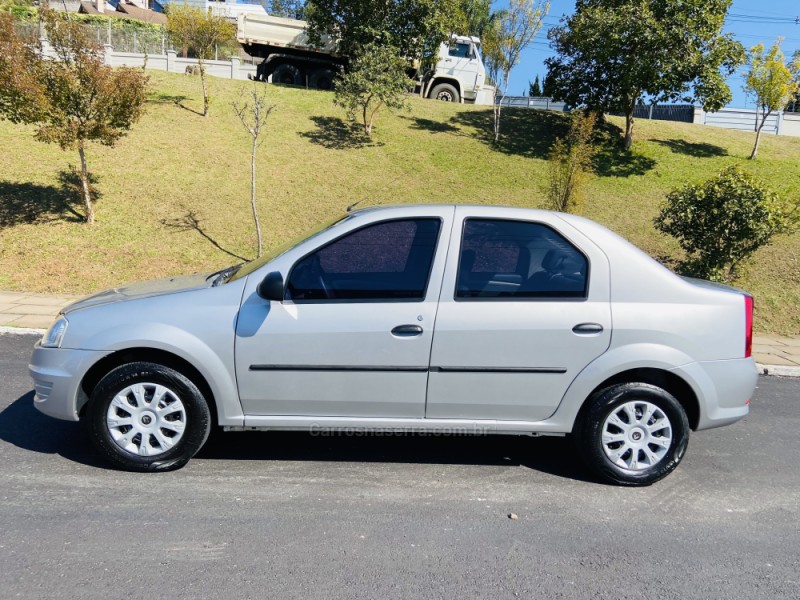 LOGAN 1.0 AUTHENTIQUE 16V FLEX 4P MANUAL - 2011 - BENTO GONçALVES