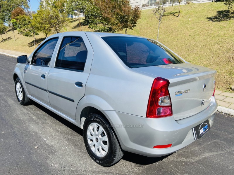 LOGAN 1.0 AUTHENTIQUE 16V FLEX 4P MANUAL - 2011 - BENTO GONçALVES