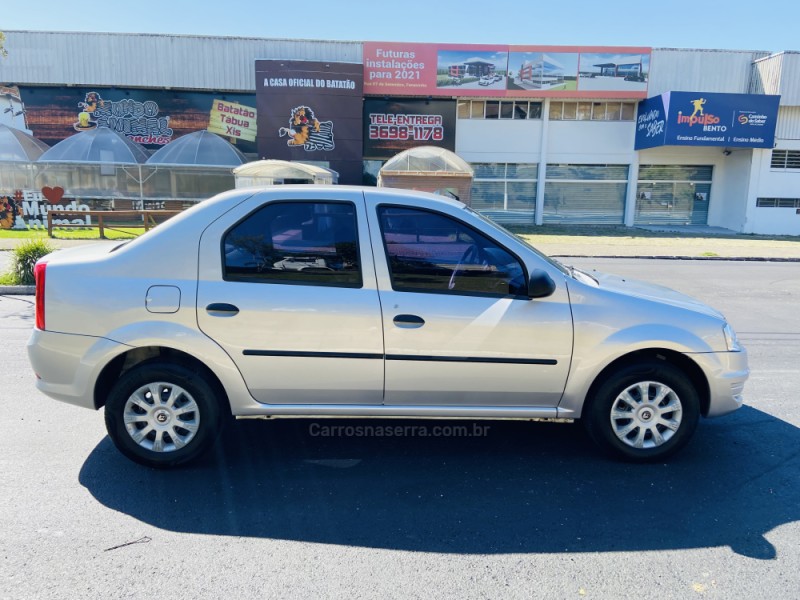 LOGAN 1.0 AUTHENTIQUE 16V FLEX 4P MANUAL - 2011 - BENTO GONçALVES