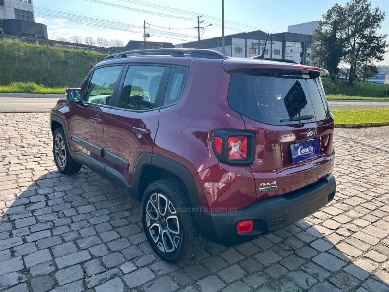 RENEGADE 2.0 16V TURBO DIESEL LONGITUDE 4P 4X4 AUTOMÁTICO - 2018 - FARROUPILHA