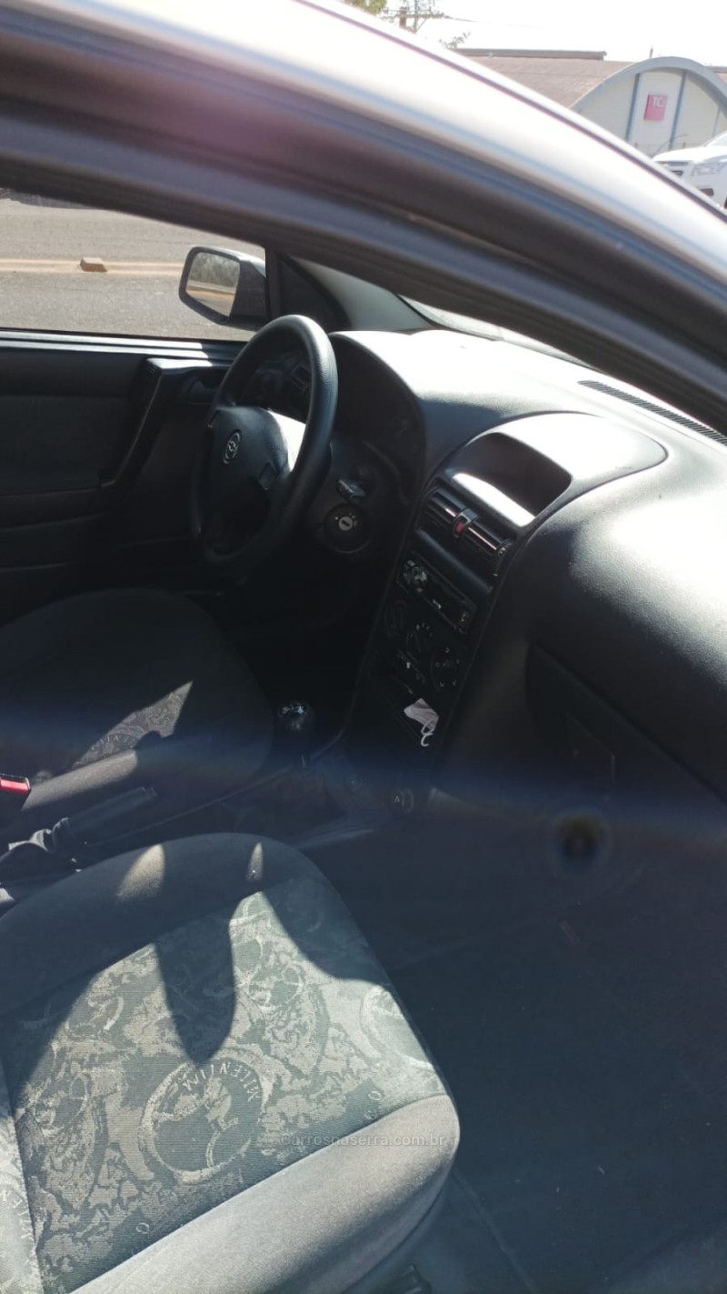ASTRA 1.8 MPFI MILLENIUM II SEDAN 8V GASOLINA 4P MANUAL - 2000 - BENTO GONçALVES