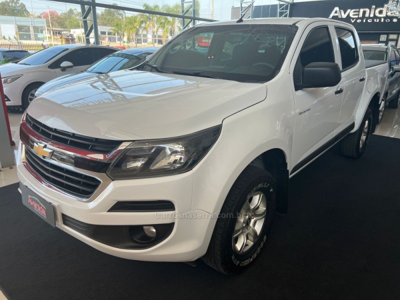 S10 2.5 ADVANTAGE 4X2 CD FLEX 4P MANUAL - 2017 - IGREJINHA