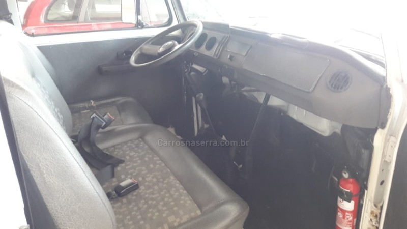 KOMBI 1.6 MI STD 8V GASOLINA 3P MANUAL - 2006 - NOVA PETRóPOLIS