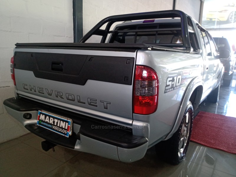 S10 2.8 EXECUTIVE 4X4 CD 12V TURBO ELECTRONIC INTERCOOLER DIESEL 4P MANUAL - 2011 - CAXIAS DO SUL