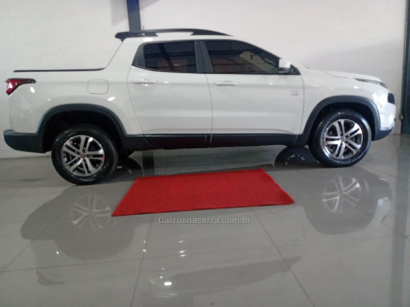 TORO 2.0 16V TURBO DIESEL FREEDOM 4WD AT9 AUTOMÁTICO