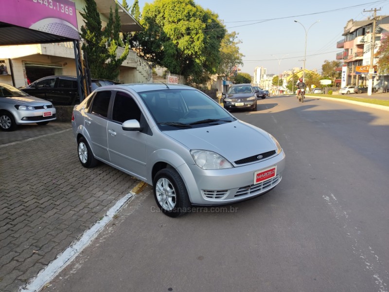 FIESTA 1.6 MPI SEDAN 8V FLEX 4P MANUAL - 2006 - GUAPORé