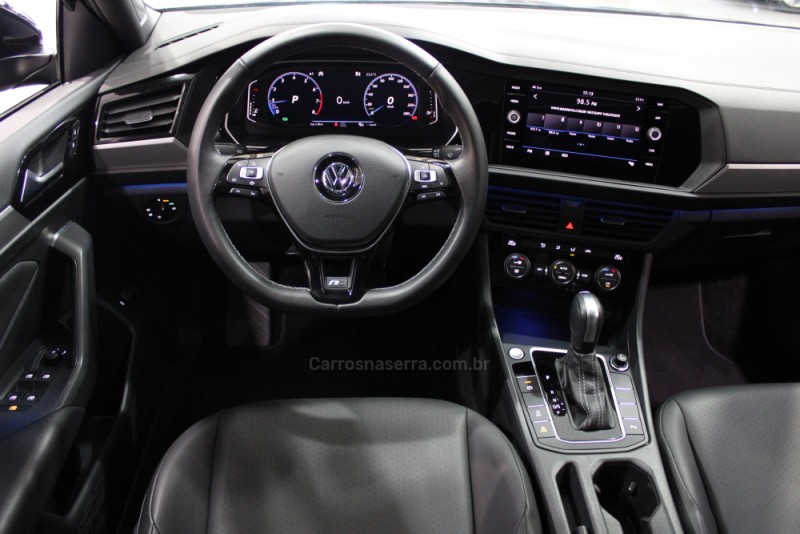 JETTA 1.4 R-LINE 250 16V TSI FLEX 4P AUTOMÁTICO - 2020 - CAXIAS DO SUL