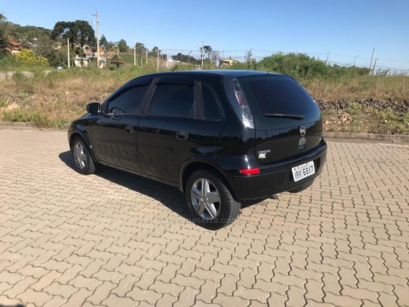 CORSA 1.4 MPFI MAXX 8V FLEX 4P MANUAL - 2011 - CAXIAS DO SUL