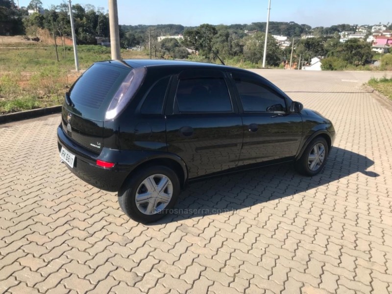 CORSA 1.4 MPFI MAXX 8V FLEX 4P MANUAL - 2011 - CAXIAS DO SUL