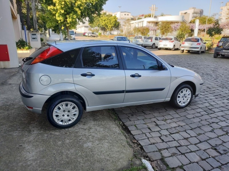 FOCUS 1.6 GL 16V FLEX 4P MANUAL - 2009 - GUAPORé
