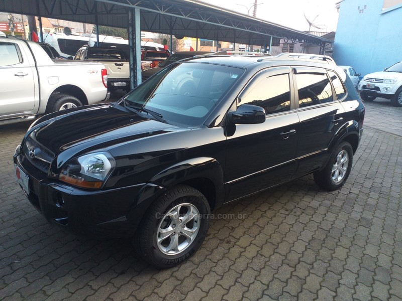 tucson 2.0 mpfi gls base 16v 143cv 2wd flex 4p automatico 2015 caxias do sul