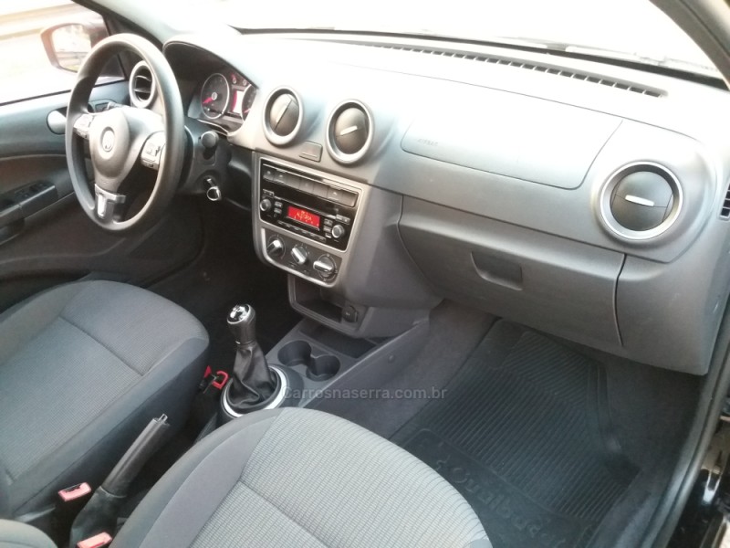VOYAGE 1.6 MI TREND 8V FLEX 4P MANUAL - 2014 - DOIS IRMãOS