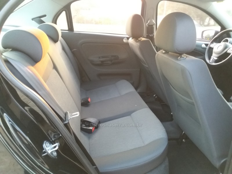 VOYAGE 1.6 MI TREND 8V FLEX 4P MANUAL - 2014 - DOIS IRMãOS