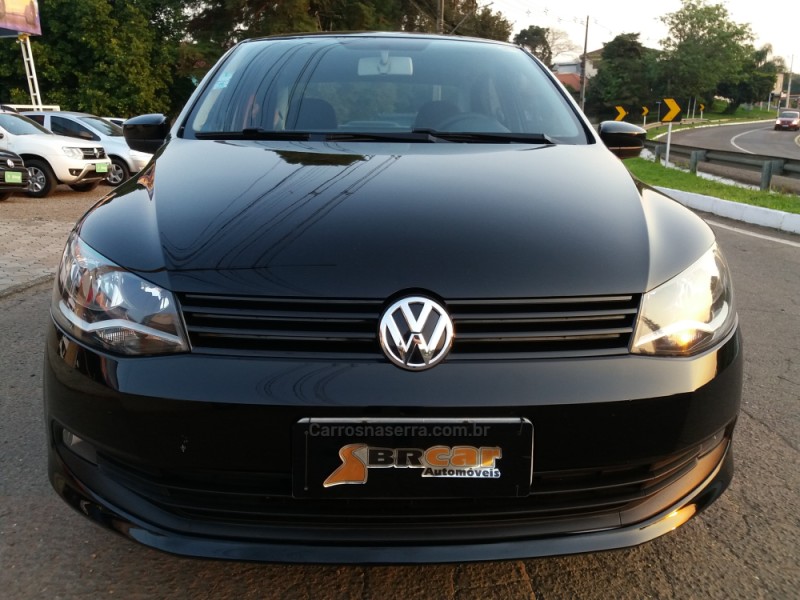 VOYAGE 1.6 MI TREND 8V FLEX 4P MANUAL - 2014 - DOIS IRMãOS