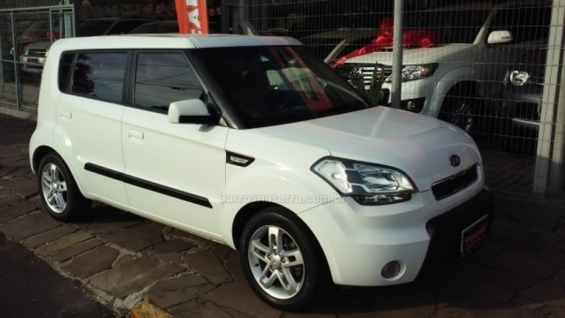 SOUL 1.6 EX 16V GASOLINA 4P AUTOMÁTICO - 2011 - DOIS IRMãOS
