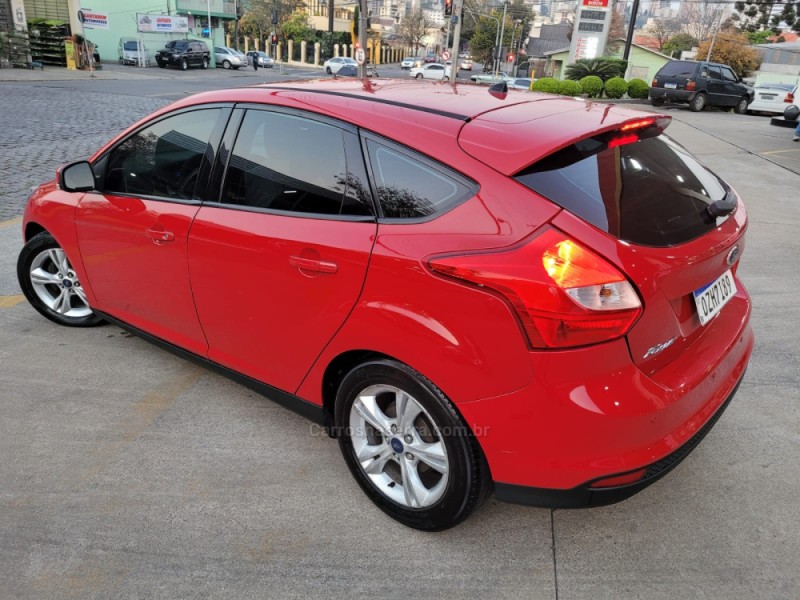 FOCUS 1.6 SE 16V FLEX 4P MANUAL - 2014 - CAXIAS DO SUL