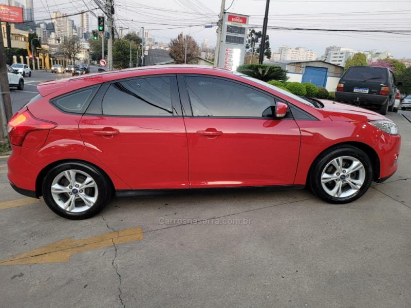FOCUS 1.6 SE 16V FLEX 4P MANUAL - 2014 - CAXIAS DO SUL