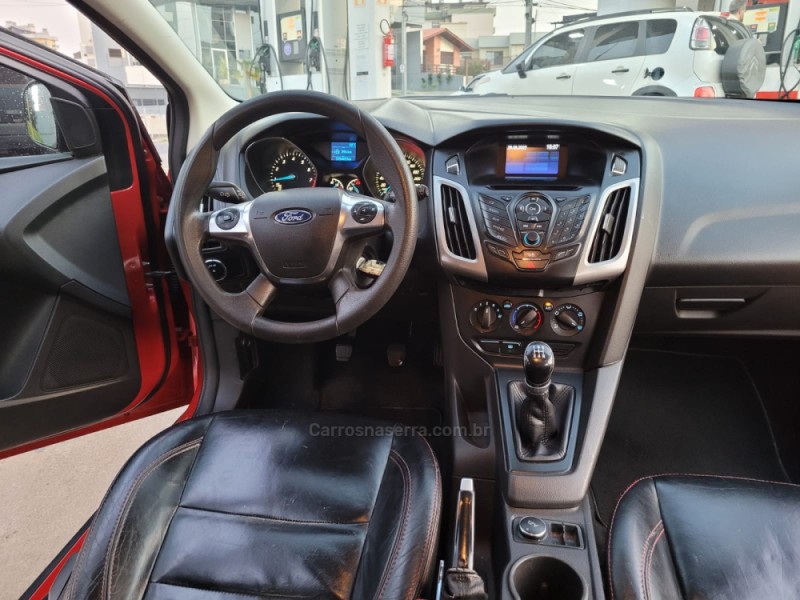 FOCUS 1.6 SE 16V FLEX 4P MANUAL - 2014 - CAXIAS DO SUL