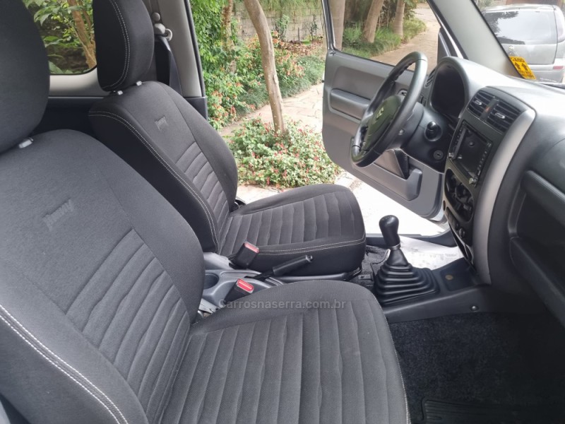 JIMNY 1.3 4SUN 4X4 16V GASOLINA 2P MANUAL - 2016 - CAXIAS DO SUL