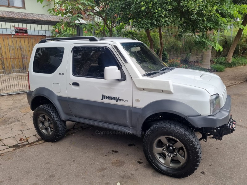 JIMNY 1.3 4SUN 4X4 16V GASOLINA 2P MANUAL - 2016 - CAXIAS DO SUL