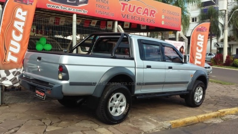 L200 OUTDOOR 2.5 HPE 4X4 CD 8V TURBO INTERCOOLER DIESEL 4P MANUAL - 2011 - DOIS IRMãOS