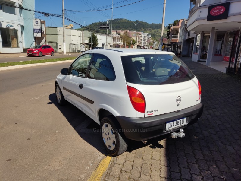 CELTA 1.0 MPFI LIFE 8V GASOLINA 2P MANUAL - 2006 - GUAPORé