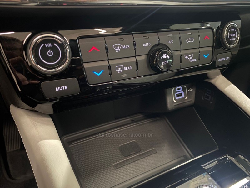 COMMANDER 1.3 OVERLAND T259 16V 4X2 TURBO FLEX 4P AUTOMÁTICO - 2022 - FLORES DA CUNHA