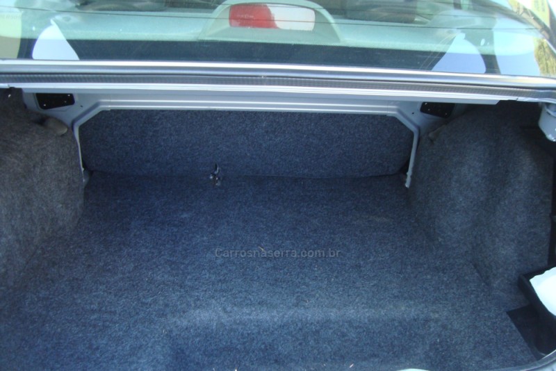 CLIO 1.0 PRIVILÉGE SEDAN 16V GASOLINA 4P MANUAL - 2008 - CAXIAS DO SUL