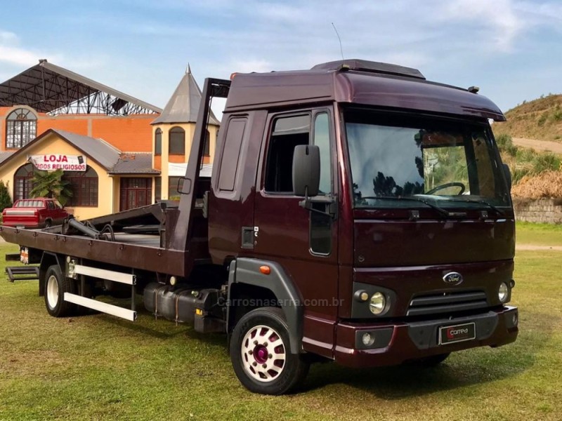 CARGO 1119 TURBO - 2015 - CANELA