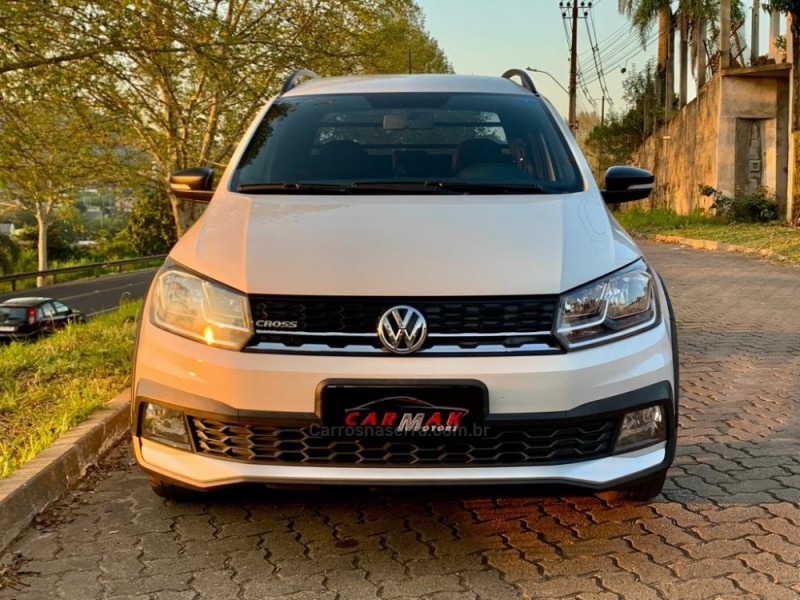SAVEIRO 1.6 CROSS CD 16V FLEX 2P MANUAL - 2017 - DOIS IRMãOS