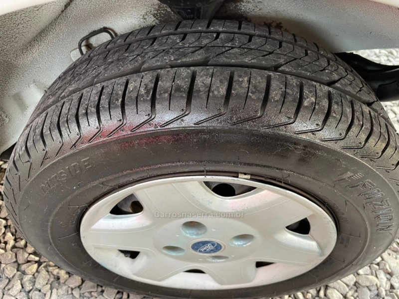 FIESTA 1.0 MPI STREET 8V GASOLINA 4P MANUAL - 2002 - NOVO HAMBURGO