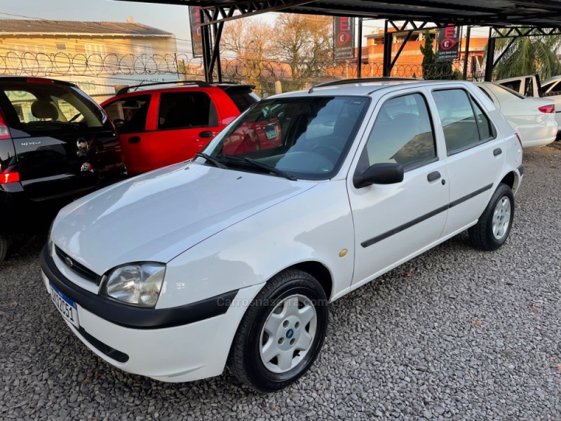 FIESTA 1.0 MPI STREET 8V GASOLINA 4P MANUAL - 2002 - NOVO HAMBURGO