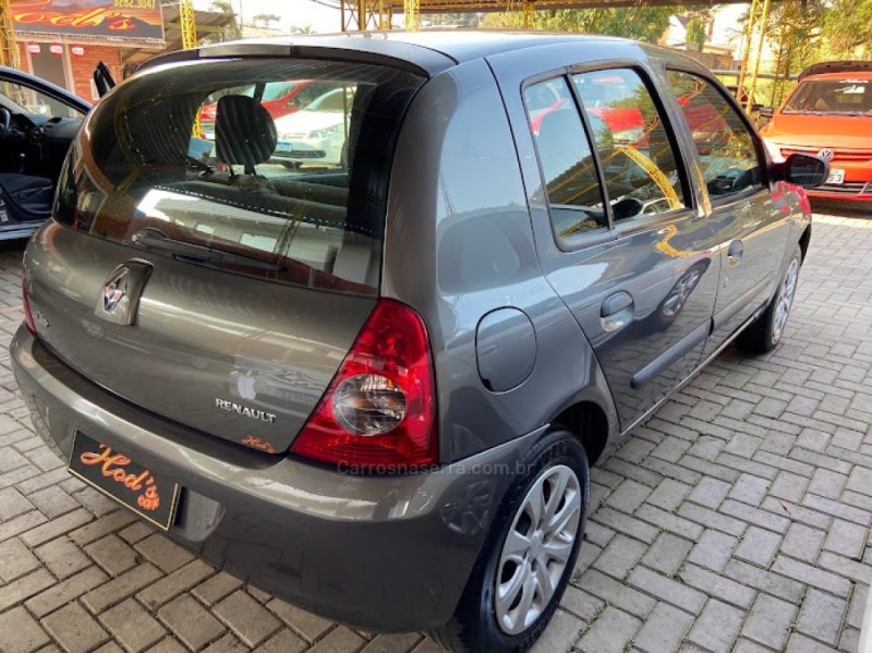 CLIO 1.0 AUTHENTIQUE 16V FLEX 2P MANUAL - 2007 - CANELA
