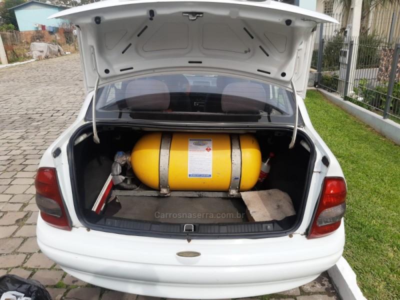 CORSA 1.0 MPF WIND 8V GASOLINA 4P MANUAL - 2002 - FARROUPILHA