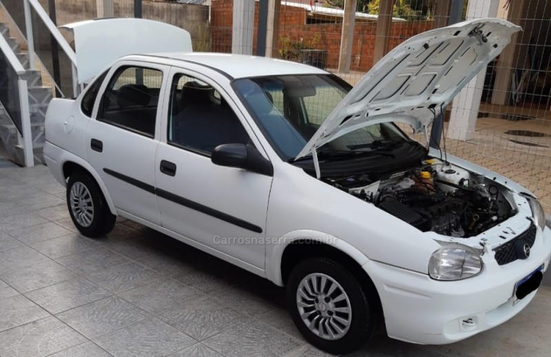 CORSA 1.0 MPF WIND 8V GASOLINA 4P MANUAL - 2002 - FARROUPILHA