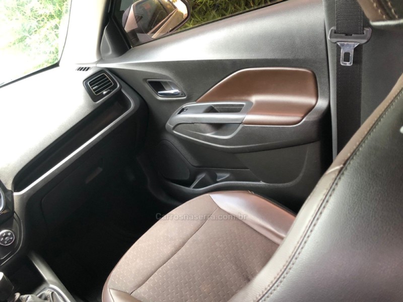 COBALT 1.4 SFI LTZ 8V FLEX 4P MANUAL - 2017 - FARROUPILHA