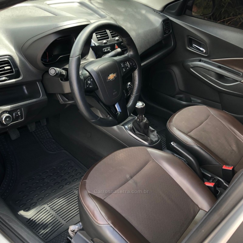 COBALT 1.4 SFI LTZ 8V FLEX 4P MANUAL - 2017 - FARROUPILHA