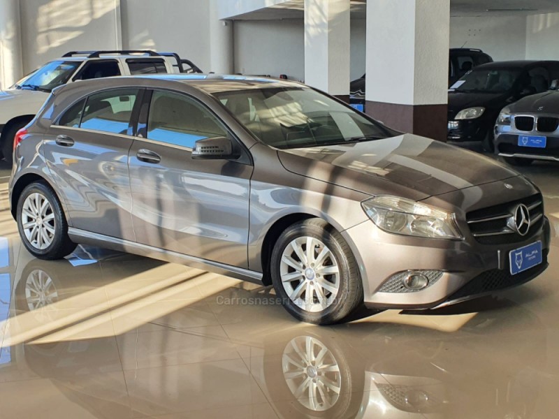 A 200 1.6 TURBO STYLE 16V GASOLINA 4P AUTOMÁTICO - 2014 - CAXIAS DO SUL