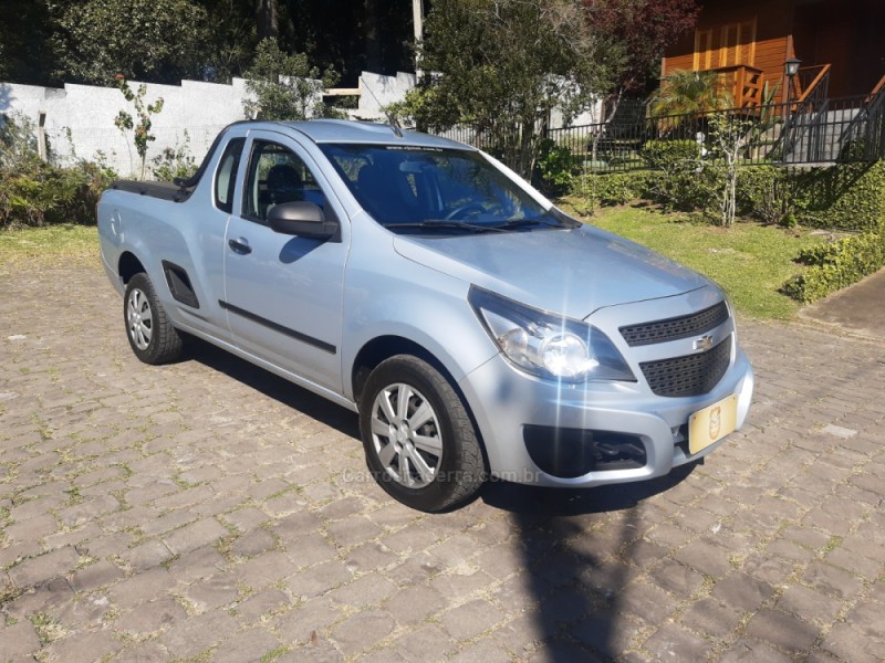 MONTANA 1.4 MPFI LS CS 8V FLEX 2P MANUAL - 2013 - CANELA