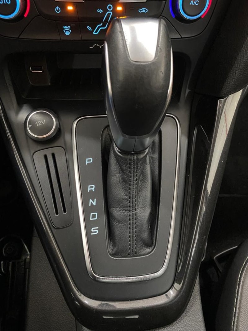 FOCUS 2.0 TITANIUM 16V FLEX 4P AUTOMÁTICO - 2016 - CAXIAS DO SUL