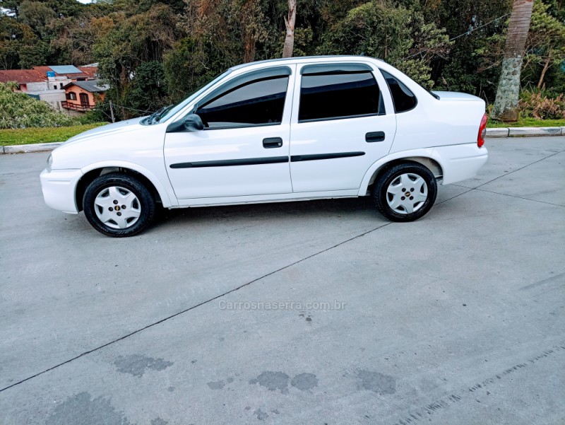 CORSA 1.0 MPFI MILENIUM SEDAN 8V GASOLINA 4P MANUAL - 2001 - CAXIAS DO SUL