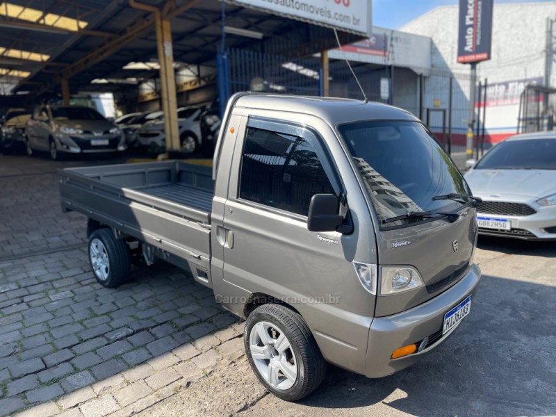 towner 1.0 pick up 8v gasolina 2p manual 2011 caxias do sul