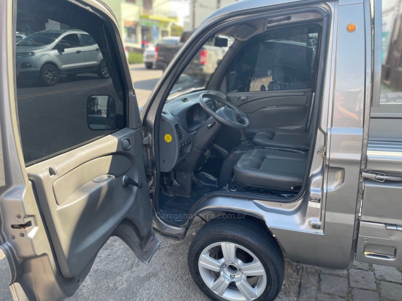 TOWNER 1.0 PICK-UP 8V GASOLINA 2P MANUAL - 2011 - CAXIAS DO SUL