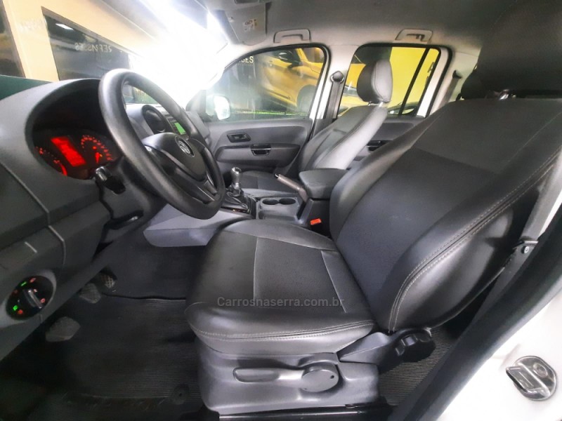 AMAROK 2.0 SE 4X4 CD 16V TURBO INTERCOOLER DIESEL 4P MANUAL - 2016 - CAXIAS DO SUL