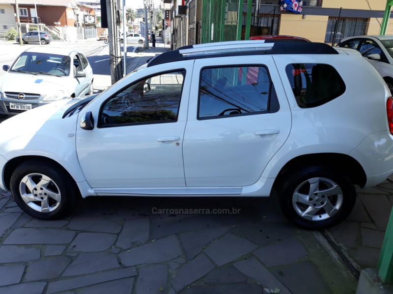 DUSTER 2.0 DYNAMIQUE 4X2 16V FLEX 4P AUTOMÁTICO - 2013 - CAXIAS DO SUL