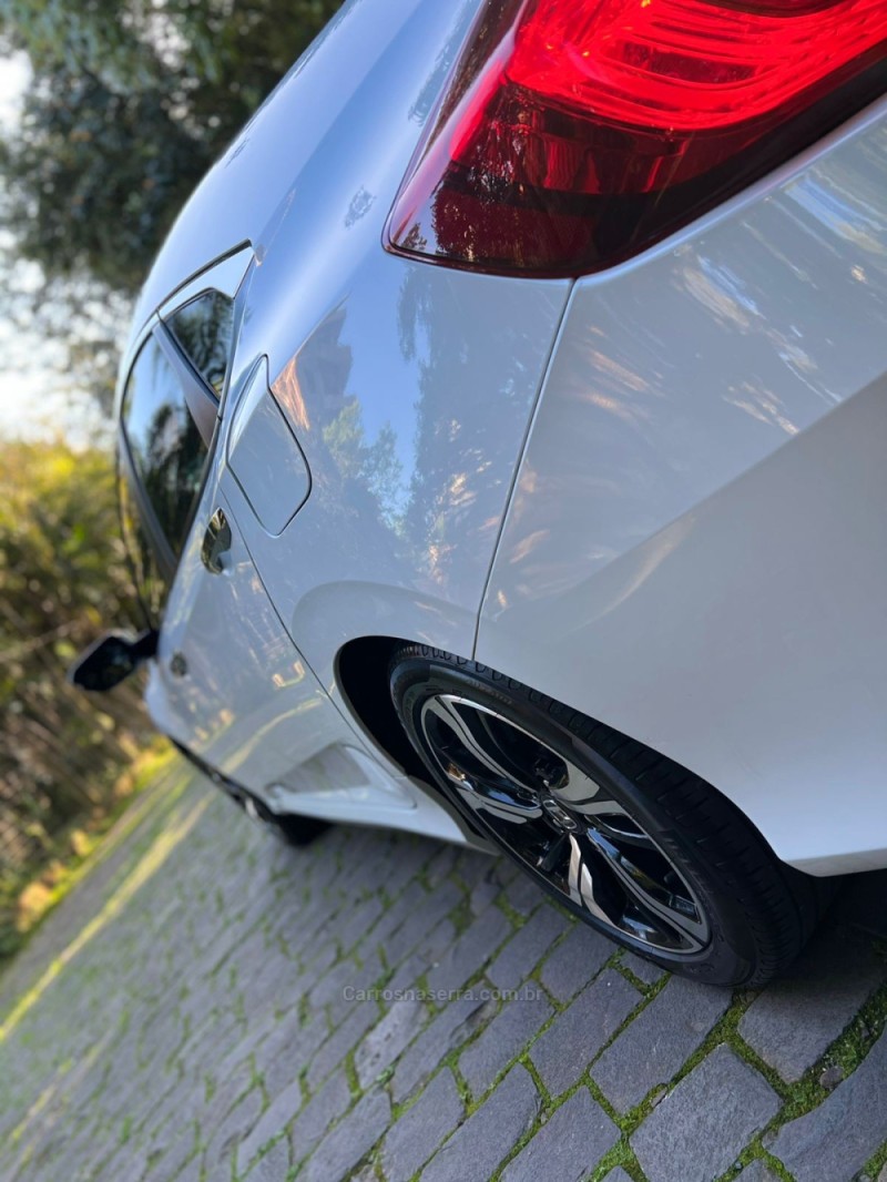 CIVIC 1.5 16V TURBO GASOLINA TOURING 4P CVT - 2017 - LAJEADO