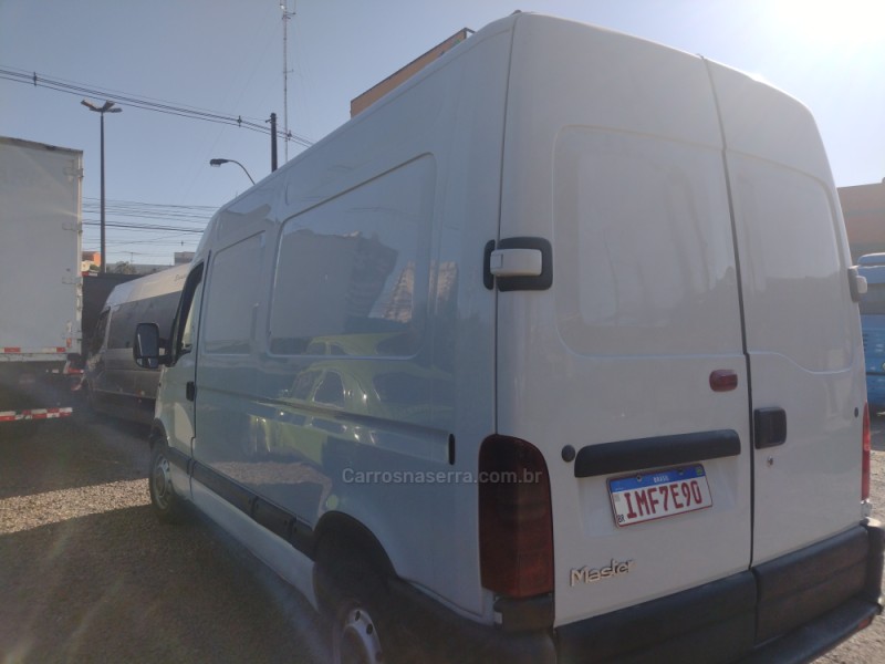 MASTER 2.5 DCI FURGÃO MÉDIO/LONGO TA DIESEL - 2004 - CAXIAS DO SUL
