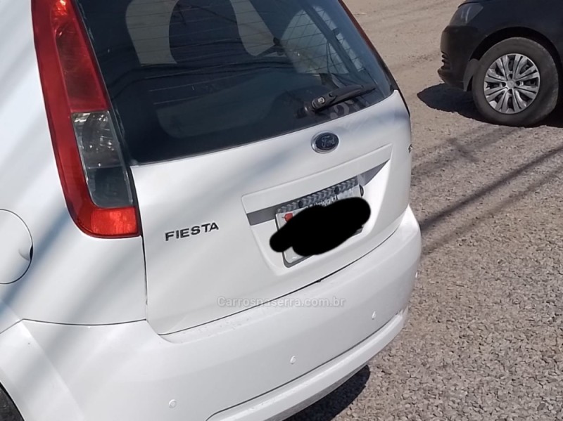 FIESTA 1.6 MPI CLASS HATCH 8V FLEX 4P MANUAL - 2013 - FARROUPILHA