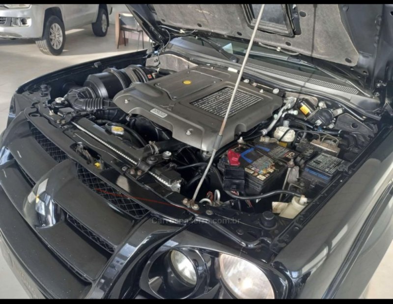 PAJERO SPORT 2.5 HPE 4X4 8V TURBO INTERCOOLER DIESEL 4P AUTOMÁTICO - 2010 - CAXIAS DO SUL
